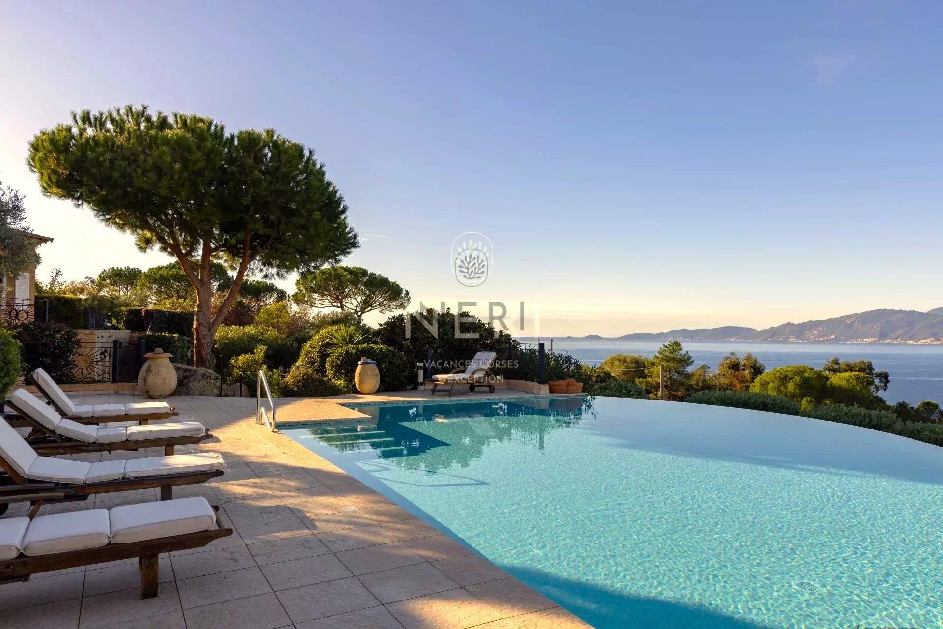 Villa AMBRA - 6 chambres, piscine, vue mer panoramique