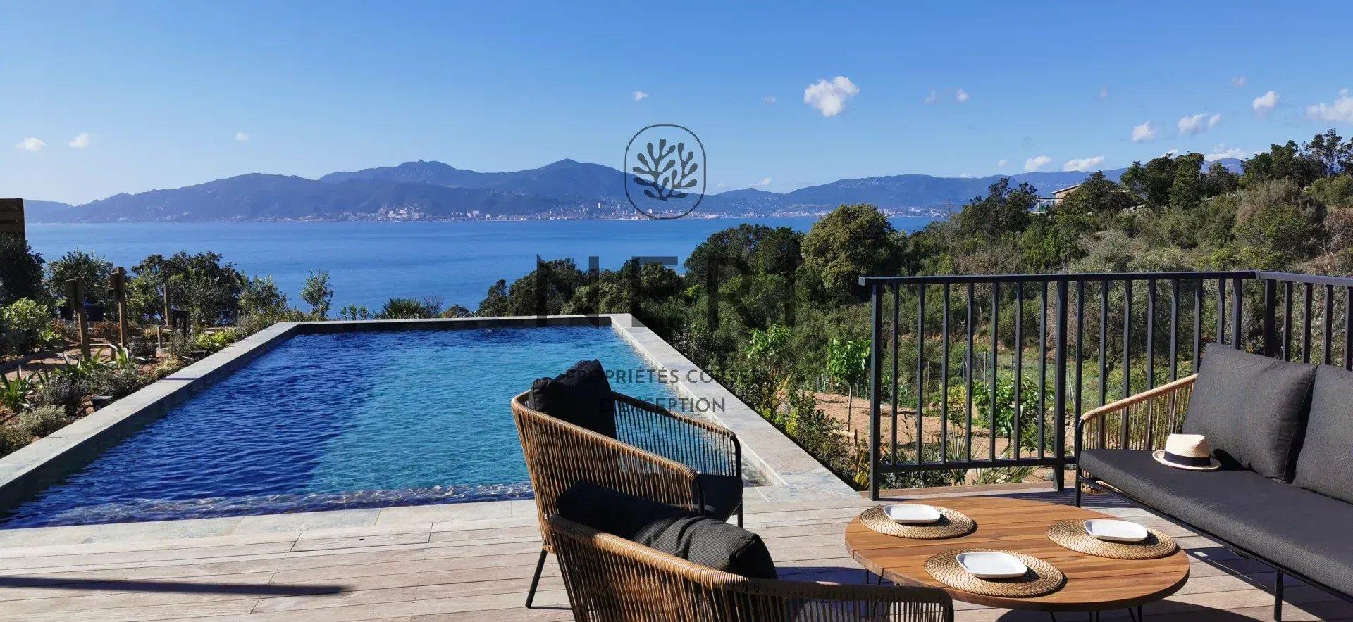 U CASONE- 6 personnes, piscine, vue mer